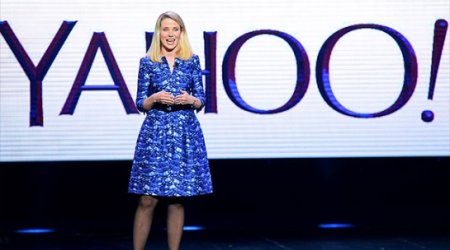 Yahoo cutting off access to services for Google, Facebook log-ins