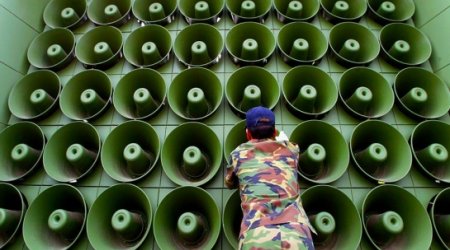 Ear assault in Ukraine: Music as a weapon