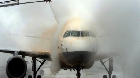 How to stop ice-delayed flights and deadly crashes - PHOTO