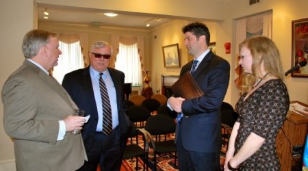 Congressman Stockman hosted at Azerbaijan trade and cultural center
