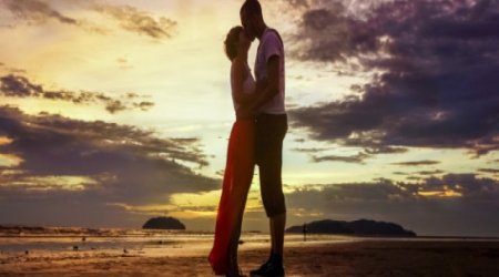 8 Signs You're In The Right Relationship