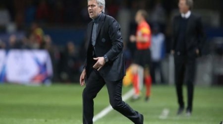 Jose Mourinho: Chelsea boss angry at 'joke' PSG goal