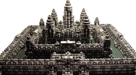 World's most famous treasures built out of LEGO for new book - PHOTO