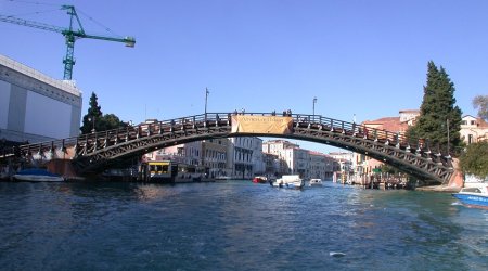 World's hottest tourist attractions - PHOTO