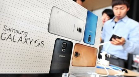 Samsung Electronics forecasts drop in profits