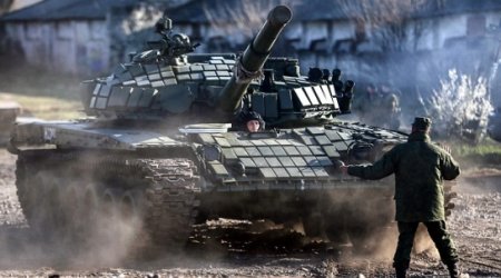 Russia signals more arms deals with Azerbaijan