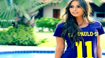 Neymar’s new model girlfriend becomes talking point