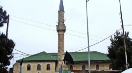 Baku police investigating mosque arson attack