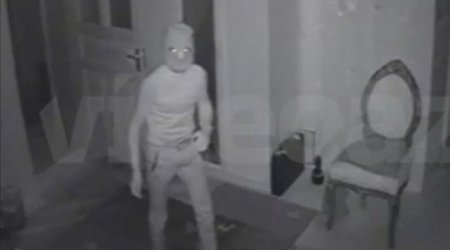 Кража на Абшероне попала в объективы камер наблюдения -