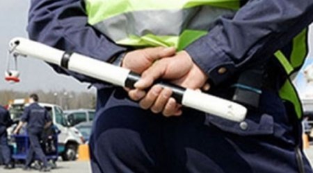 Vəzifəli şəxsdən raport yazıldı - kobudluğa görə