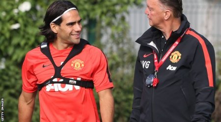 Man Utd's Radamel Falcao only fit for 20 minutes - Louis Van Gaal