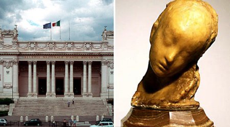 Thief walks out with €500,000 sculpture from Italy's national modern art museum