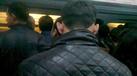 Bakı metrosunda biabırçılıq