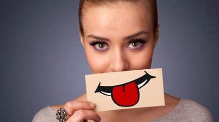 Qadınlar niyə yalan danışır?