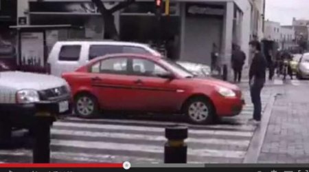 Piyada sürücünü belə cəzalandırdı