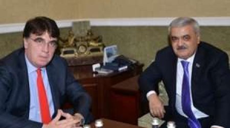 UEFA-nın baş katibi “Qarabağ”-a görə Bakıya gəldi