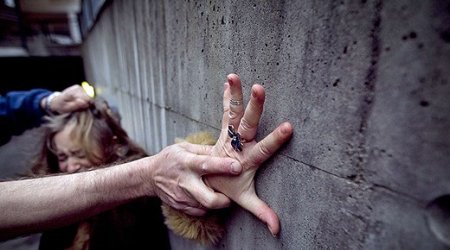 İŞİD-çilər qızları zorlanmasın deyə, belə edirlər