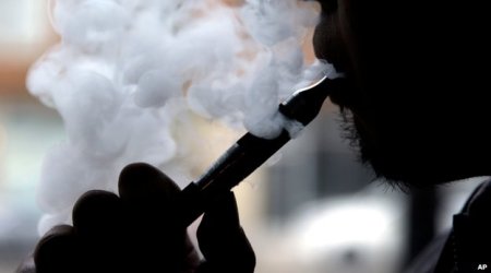 E-cigarettes 'help smokers quit or cut down