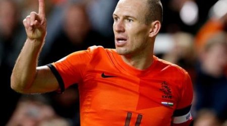 Hollandiyada bu ilin ən yaxşı futbolçusu seçildi