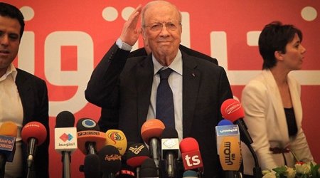 Tunisdəki seçkilərdə müxalif partiya önə çıxdı