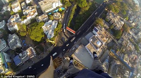 Terrifying footage of a British daredevil