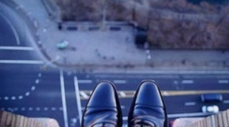 Bakıda kütləvi intihara cəhd