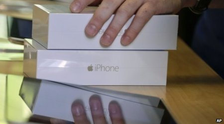 Apple sued over 'shrinking' gadget storage