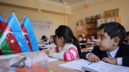 Nagorno-Karabakh conflict: Azeris dream of return