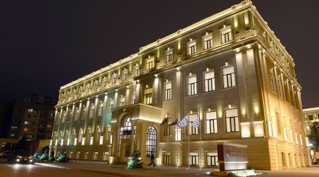 ABŞ-ın Hyuston Universitetinin rektoru Bakı Ali Neft Məktəbində oldu