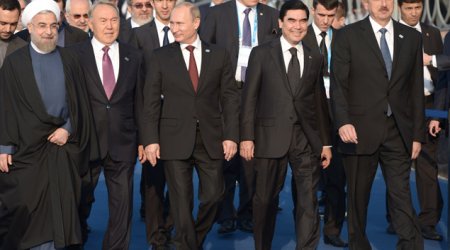 Prezidentlər hansı brendlərin paltarlarını geyinirlər? - Fotolar