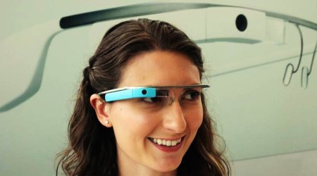 Google Glass sales halted but firm says kit is not dead