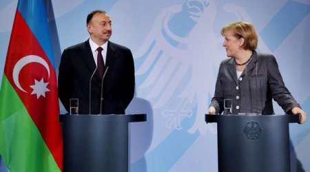 “İlham Əliyevlə eyni fikirdəyik” - Merkel