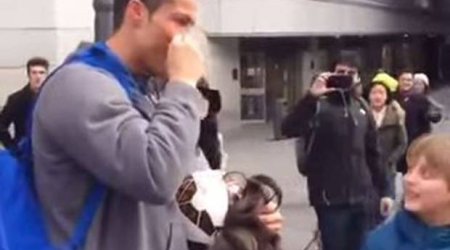 Real Madrid superstar dresses as a beggar to surprise child