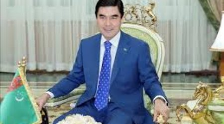 Turkmen president, Azeri foreign minister discuss ties