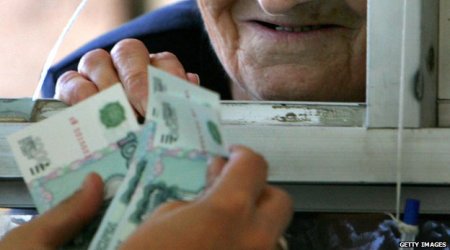 Azeri immigrants leaving Russia due to economic crisis