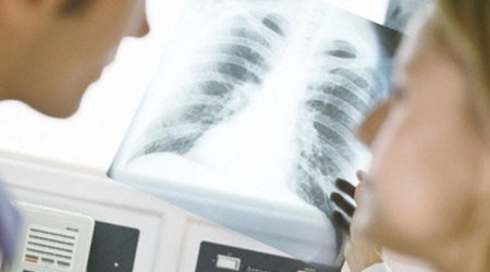 E-cigarettes are 'NOT a safe alternative to smoking'