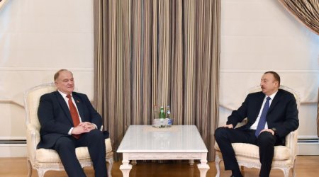 Azərbaycan prezidenti Gennadi Züqanovu qəbul edib