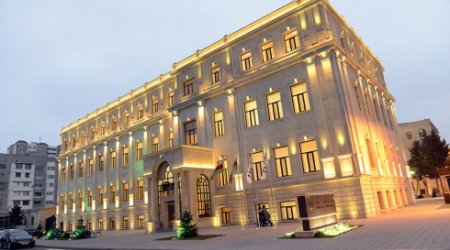 Bakı Ali Neft Məktəbi liderlik mövqeyini saxlayır