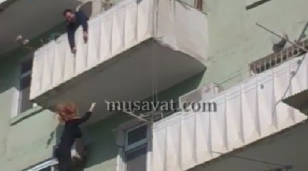 Bakıda qadın 5-ci mərtəbədən belə yıxıldı – VİDEO