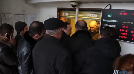 Bakının valyutadəyişmə məntəqələrində ajiotaj - ANN.TV