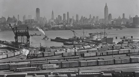 Stunning photos turn back the clock to 1946 New York