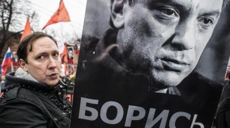 Thousands rally in Moscow for slain Putin critic Boris Nemtsov