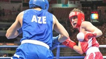 Azerbaijani boxer defeats Armenian