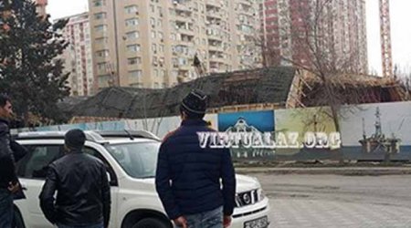 Обрушение здания в Баку. Возможны жертвы