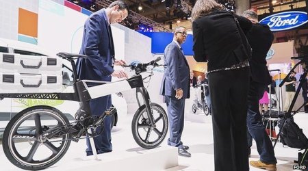 Ford launches e-bikes at mobile show