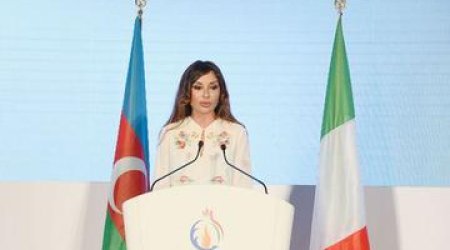 Azerbaijan's first lady attends presentation of European Games in Rome