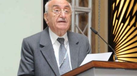 Azerbaijan's oil output seen down 4 pct in 2015