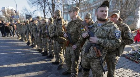 Rusiyaya sanksiyalar Minsk sazişinin icrasına bağlanır