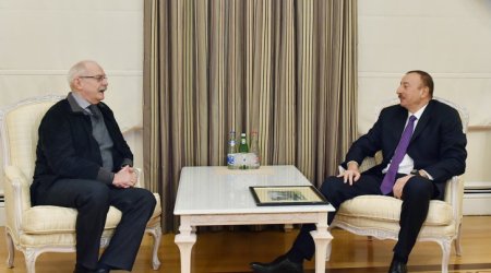 İlham Əliyev rusiyalı kinorejissoru qəbul etdi