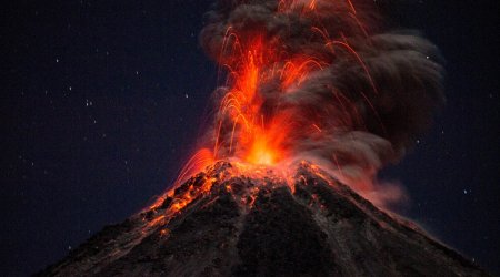 Storm in an ash cloud